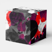 抽象芸術フローラデザイン – 白の上に赤と紫 フェイバーボックス (裏面サイド)