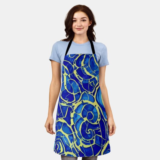 抽象芸術ブライトブルーモサイアックパターン エプロン (着用した状態)