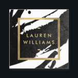 抽象芸術ブラックのブラシストローク スクエア名刺<br><div class="desc">インクイッ絵を描クな黒いブラシストロークは、このデザイナーの正方形の名刺テンプレートの抽象芸術背景を作成する。あなたの名前やビジネス名は美フェイクしい外観のために前面の金ゴールドボックスに表示さモダンれる。この両面カードは、あなたの情報のための十分な空間を背面に連絡可能だ。おもしろい、クリエイティブプロフェッショナルのための目を引くカード。アート&デザイン© 1201AMデザインスタジオ | www.1201am.com</div>