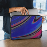抽象芸術ブルーグレーマゼンタフラクタルスワール ラップトップスリーブ<br><div class="desc">この抽象芸術ノートパソコンのケースは渦巻形の、ダークブルー、マゼンタ、ブラック、グレーのフラクタルデザインを備えている。</div>