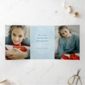 抽象芸術ブルースワッシュ、モダンタイポグラフィ、写真 三つ折りクリスマスカード (内部)