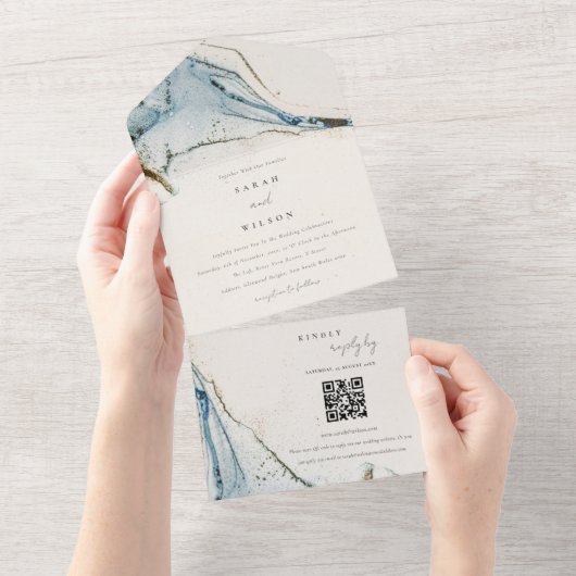 抽象芸術ブルー金ゴールド結婚ビーチーのQRコード オールインワン招待状 (貼ってはがせる)