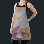 抽象芸術モダンアルコールインクパープル&金ゴールドモノグラム エプロン<br><div class="desc">このモダンデザインは紫モダン、オレンジ、ラベンダーアルコールインクの抽象芸術渦巻きと金ゴールド名前でパーソナライズを特徴とする。衣服料理や工芸用に作る。誕生日ま素晴らしたは母の日の贈り物を作る。Simple Farmhouse Pressによって作成。</div>