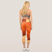 抽象芸術モダンオレンジ赤バニラグラフィックフラクタル カプリレギンス (裏面)