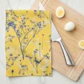 抽象芸術モダンブルーワイルドフラワーオンマスタードイエロー キッチンタオル (四つ折り)