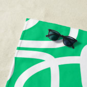 抽象芸術モダンラインアート(緑パーソナライズされた) ビーチタオル (インサイチュ)