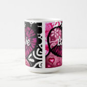 抽象芸術ラブハートピンクフローラ水玉模様ブラック コーヒーマグカップ (中央)