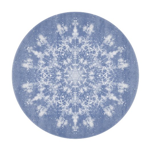 抽象芸術レースのようのブルーバックグラウンドでのフラクタル雪片 カッティングボード (正面)