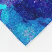 抽象芸術手作りのテクスチャ。マーブリングブルーとオラン フリースブランケット (角)