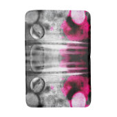 抽象芸術明るい赤紫色、グレーと黒の木目写真アート バスマット (正面縦)