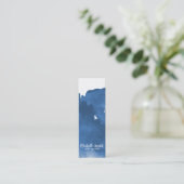 抽象芸術水色ブルーカラスプラッシュブラシストローク スキニー名刺 (スタンド正面)