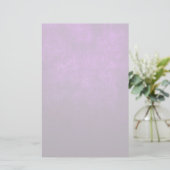 抽象芸術紫の背景または明るい紙 便箋 (スタンド正面)