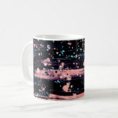 抽象芸術芸術的（濃い灰色とピンクの背景） コーヒーマグカップ (正面左)