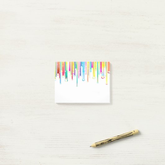 抽象芸術行の投稿メモ ポストイット (デスク上)