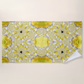 抽象芸術金ゴールドフラクタル ビーチタオル (正面)