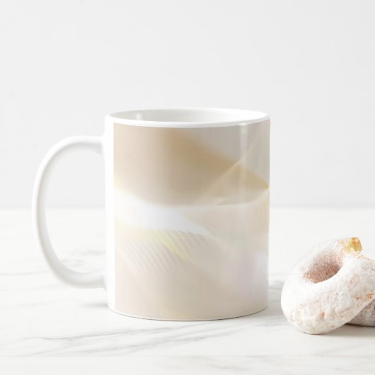 抽象芸術金ゴールド波オン白 コーヒーマグカップ (ドーナツ)