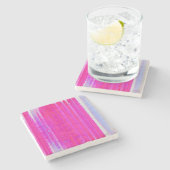 抽象芸術鮮やかピンクとパープルのストライプアート ストーンコースター (横)