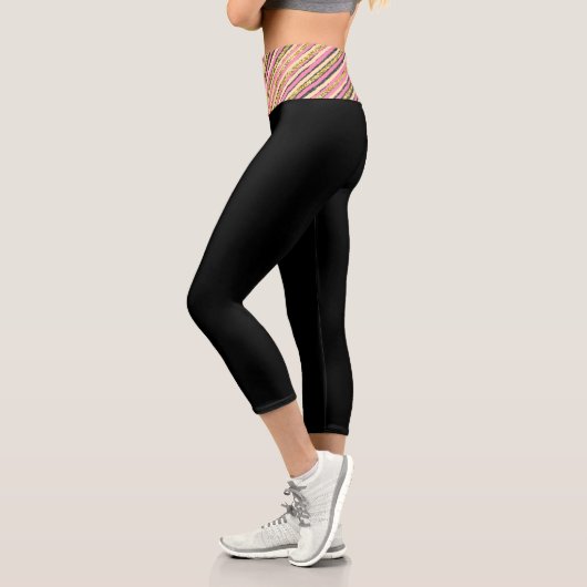 抽象芸術黄モダン金ゴールドピンクブラック カプリレギンス (左)