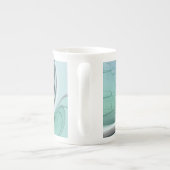 抽象芸術(青、フラクタルアートモダン) ボーンチャイナマグカップ (裏面)