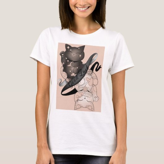 招き猫が幸運 Tシャツ (正面)