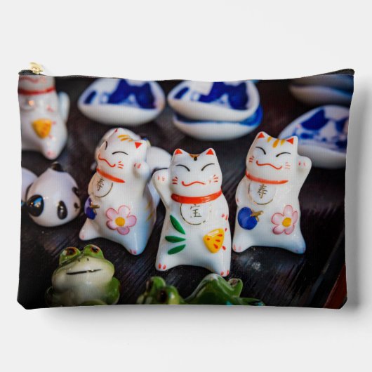 招き猫フィギュア アクセサリーポーチ (正面)