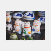 招き猫フィギュア フリースブランケット (正面(横))