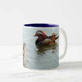 招くオシドリ ツートーンマグカップ (正面右)