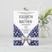 招待状エレガントの弓とハートの斑点 案内状 (スタンド正面)