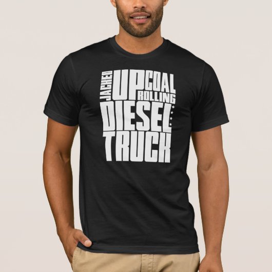 持ち上げられる Tシャツ (正面)