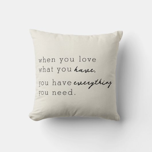 持ち物が好きなら持ち物が無い クッション (正面)