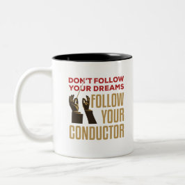 指揮者おもしろい後を追の指揮者 ツートーンマグカップ