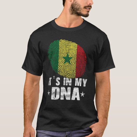 指紋セネガルのフラグ私のDnaにある Tシャツ (正面)