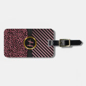 挨りだらけのばら色のヒョウの皮は-モノグラムを縞で飾り、 ラゲッジタグ (正面横)