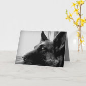 挨拶状を恋しく思っているジャーマン・シェパード カード (黄色い花)
