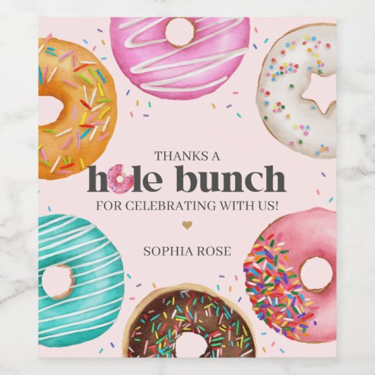 振りかけられたドーナツの誕生日パーティーまたは赤ちゃんシャワー ワインラベル (シングルラベル)