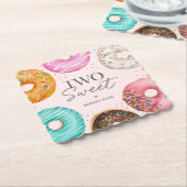 振りかけられたドーナツTWO甘い2番目の誕生日パーティー ペーパーコースター (アングル)