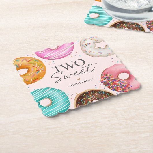振りかけられたドーナツTWO甘い2番目の誕生日パーティー ペーパーコースター (アングル)