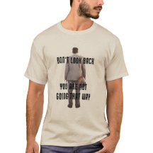 振り返らないで、君はそんな道を行かない。