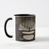 振り返るな!マグ マグカップ (左)