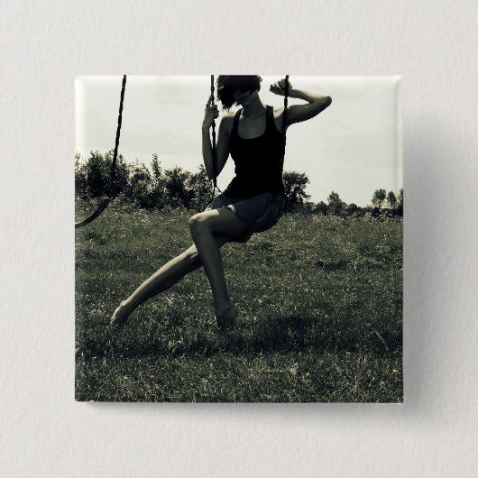 振動 缶バッジ (正面)