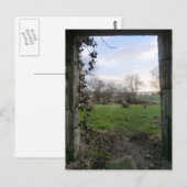 捨てられたキルクドアを通って一日の終わりを ポストカード (正面/裏面)