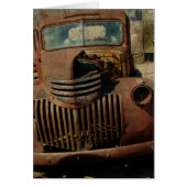 捨てられた古いトラック (正面)