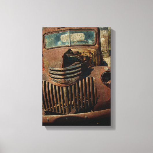 捨てられた古いトラック キャンバスプリント (正面)