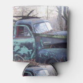 捨てられた古いレトロトラック 缶クーラー (正面)