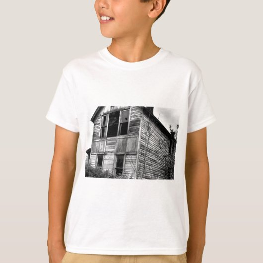 捨てられた2階建て住宅 Tシャツ (正面)