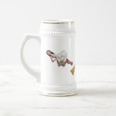 掃除される ビールジョッキ (左)