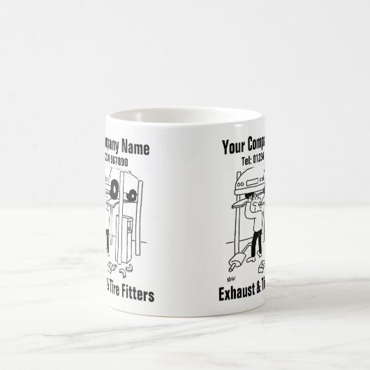 排気とタイヤのフィッター。ガレージ整備士 コーヒーマグカップ (中央)