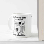 排気とタイヤのフィッター。ガレージ整備士 コーヒーマグカップ