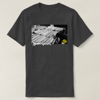 掘ってるよ Tシャツ