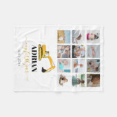 掘削機トラックベビー初年度フォトコラージュ フリースブランケット (正面(横))